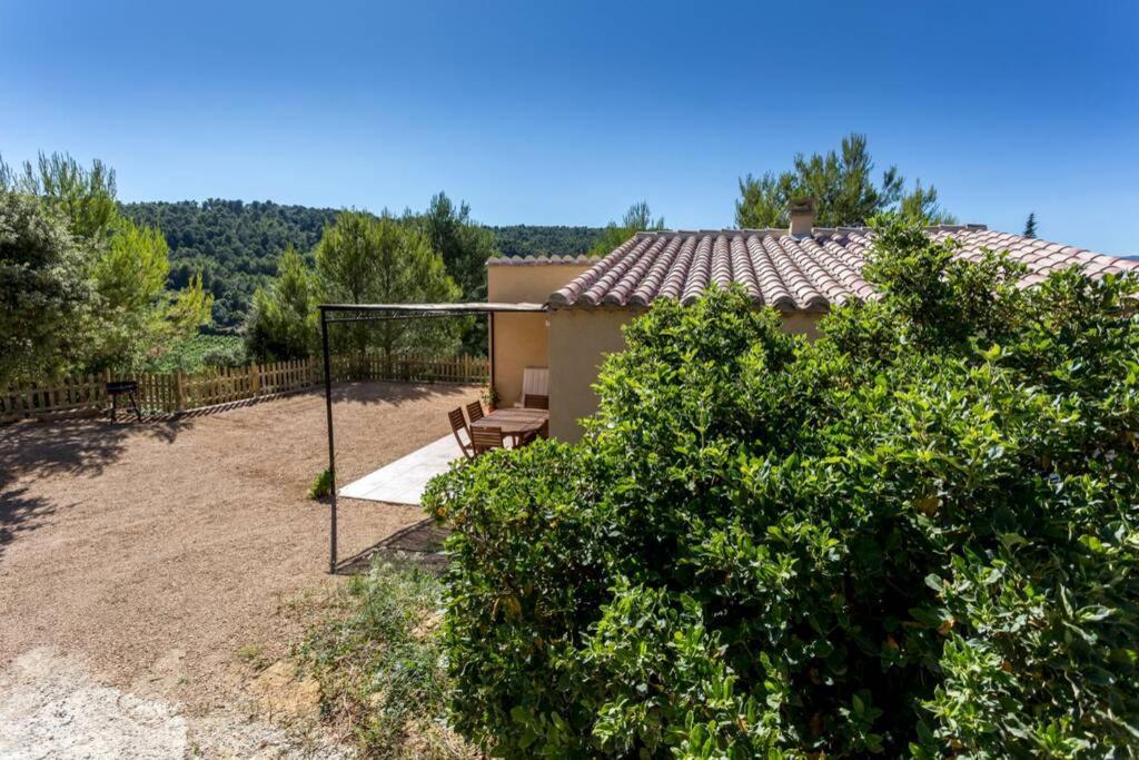 Vila L'Arbre A Soleil Aigues-Vives  Exteriér fotografie