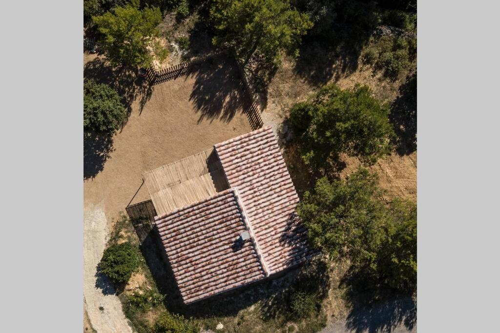 Vila L'Arbre A Soleil Aigues-Vives  Exteriér fotografie
