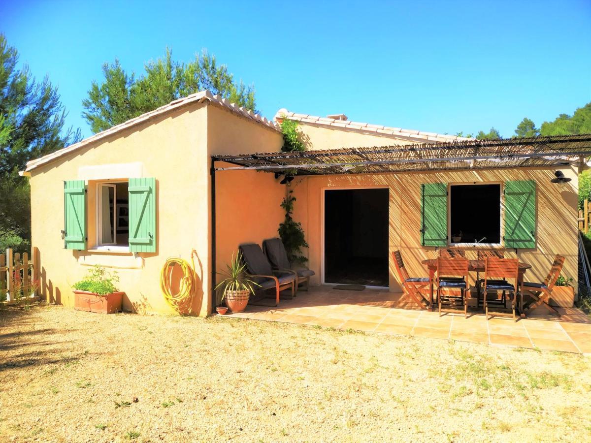 Vila L'Arbre A Soleil Aigues-Vives  Exteriér fotografie